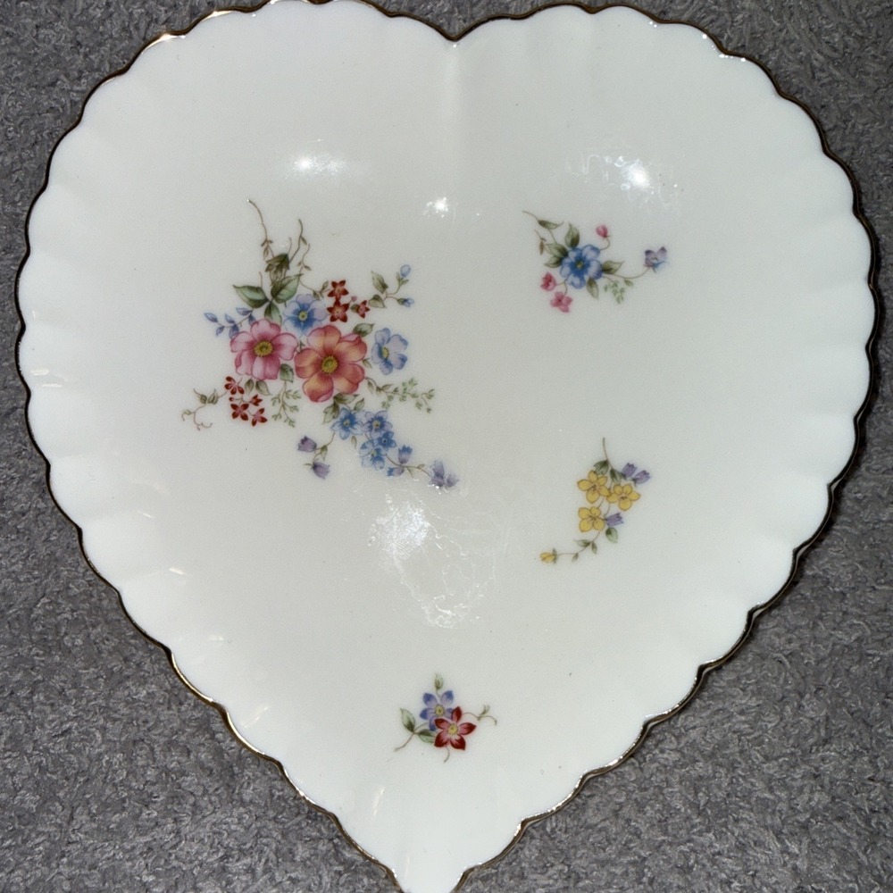 Home Beautiful TY003 Romance Heart Shaped Trinket Dish - Picture 2 of 4